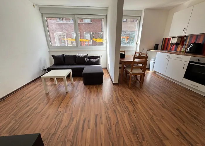 Boutique One Bedroom At District Apartment *